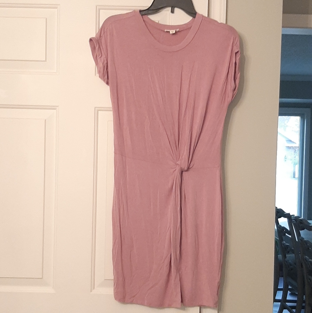 Pink tshirt dress sleeveless size small.